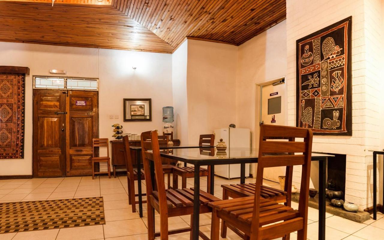Cluny Lodge 利隆圭 外观 照片